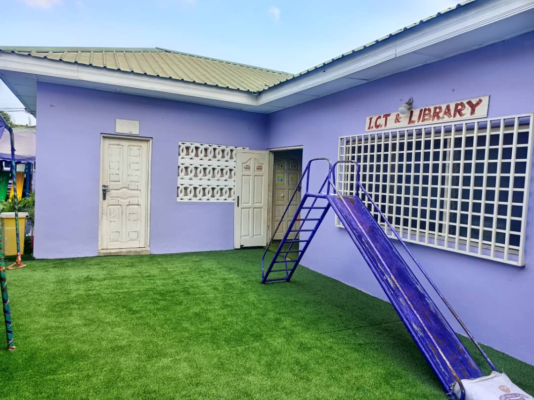 Kotobabi Main Exterior